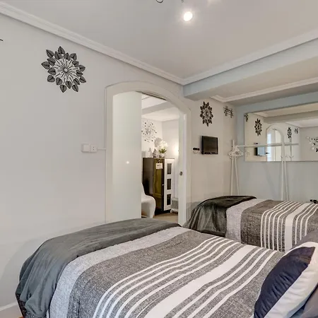 Historic Building, Centrally Located, Close To Eve Apartment