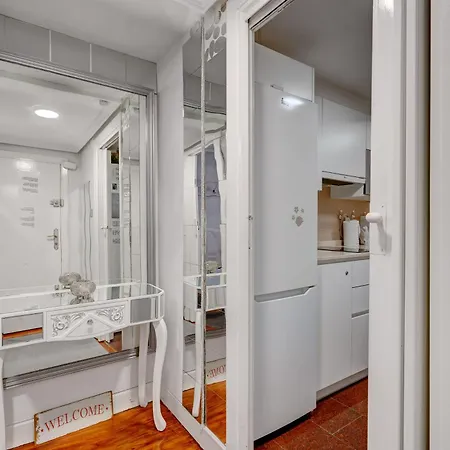 Apartment Historic Building, Centrally Located, Close To Eve San Sebastián