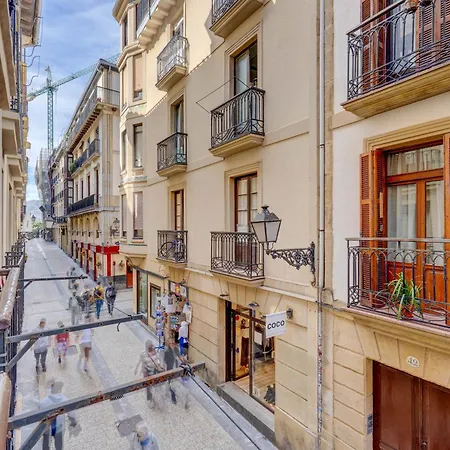 Historic Building, Centrally Located, Close To Eve San Sebastián