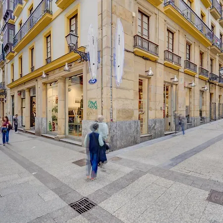 Historic Building, Centrally Located, Close To Eve Apartment