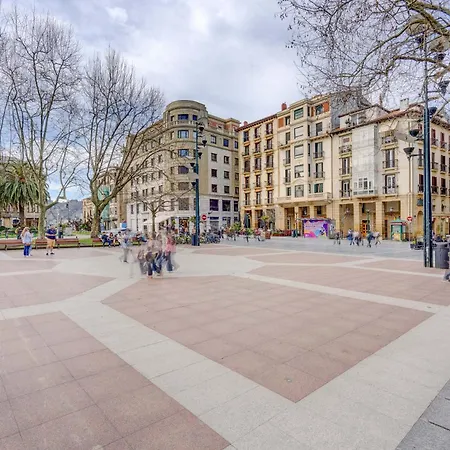 Apartment Historic Building, Centrally Located, Close To Eve San Sebastián