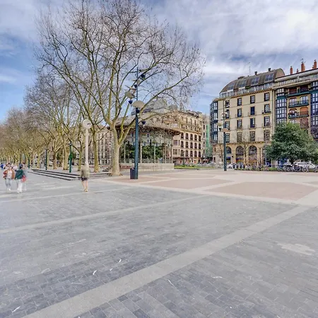 Historic Building, Centrally Located, Close To Eve * San Sebastián
